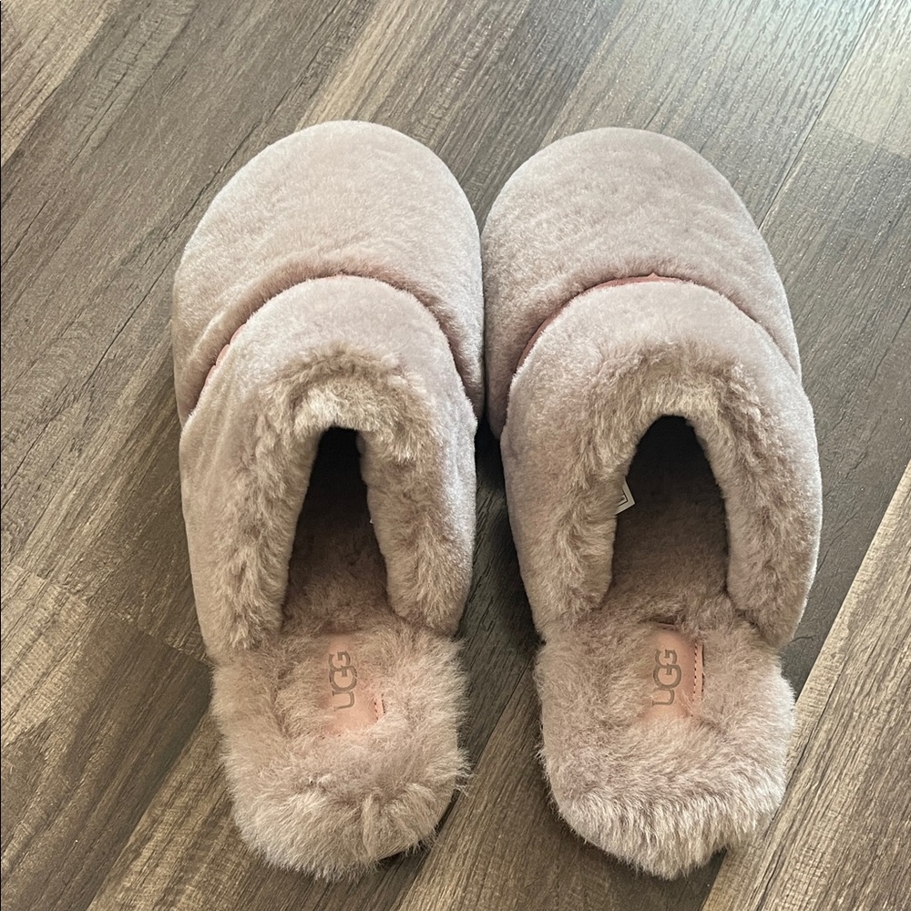 UGG Women's Plush Slippers